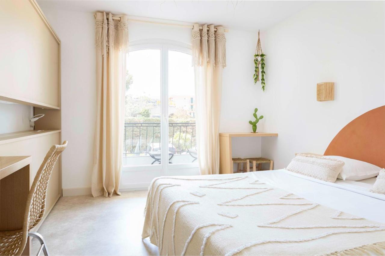 Le Relais d'Agay Hotel Saint-Raphael  Bagian luar foto